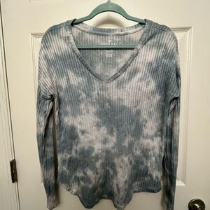 Women's Tie-Dye V-Neck Top